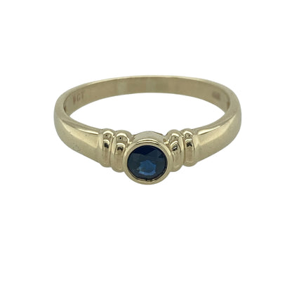 9ct Gold & Sapphire Solitaire Ring
