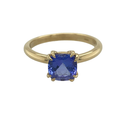 18ct Gold & Tanzanite Solitaire Ring