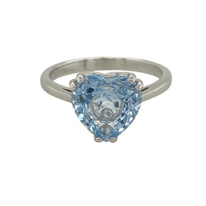 14ct White Gold & Blue Stone Heart Ring