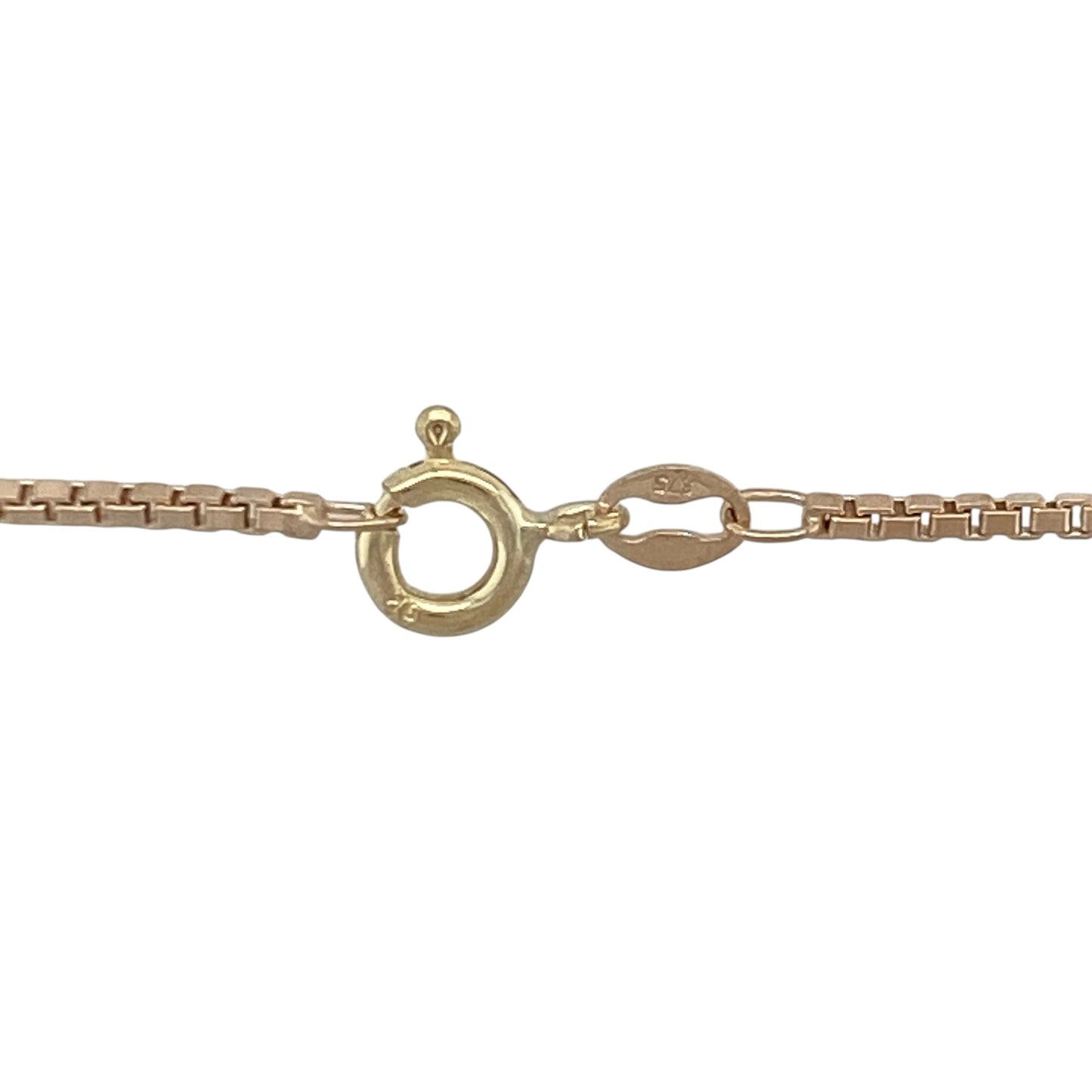 Add contemporary elegance and timeless style to your jewellery collection with this pre-owned 9ct rose gold box chain, featuring a sleek and durable design with versatile everyday appeal—perfect for wearing alone, pairing with a favourite pendant, or layering with other necklaces.

Design: The chain features classic box links measuring approximately 1mm wide, creating a smooth and sophisticated appearance with clean geometric lines that catch the light beautifully.