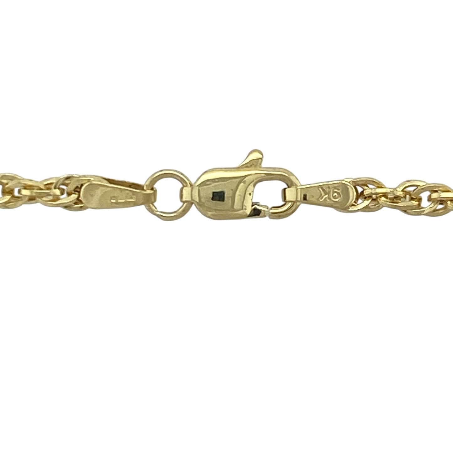 Add timeless sophistication and versatile style to your jewellery collection with this pre-owned 9ct yellow gold Prince of Wales chain, featuring an intricate woven design with elegant everyday appeal—perfect for wearing alone, pairing with a favourite pendant, or layering with other necklaces.

Design: The chain features the classic Prince of Wales link pattern measuring approximately 3mm wide, creating a beautifully woven appearance with exceptional texture and light-catching detail.
