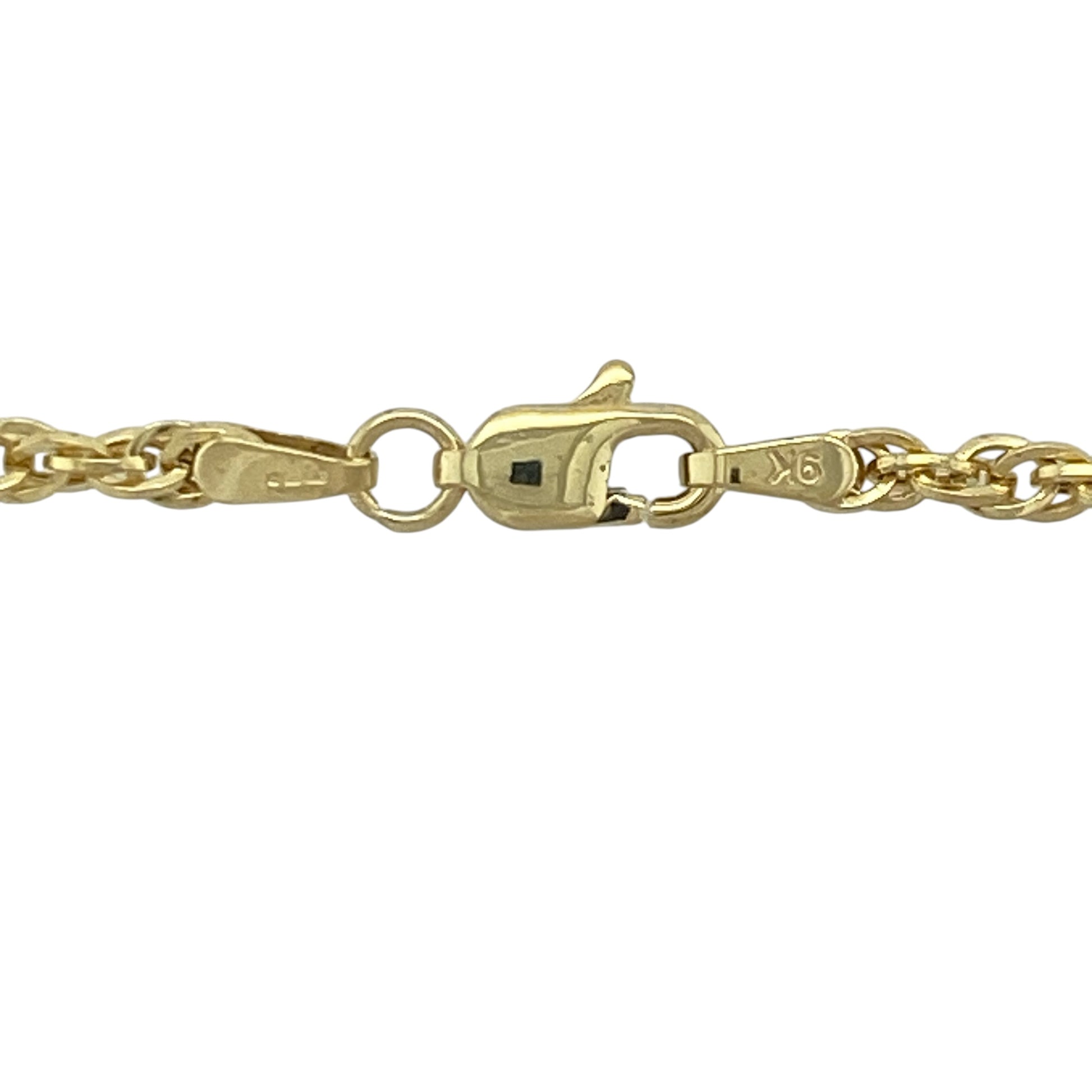 Add timeless sophistication and versatile style to your jewellery collection with this pre-owned 9ct yellow gold Prince of Wales chain, featuring an intricate woven design with elegant everyday appeal—perfect for wearing alone, pairing with a favourite pendant, or layering with other necklaces.

Design: The chain features the classic Prince of Wales link pattern measuring approximately 3mm wide, creating a beautifully woven appearance with exceptional texture and light-catching detail.