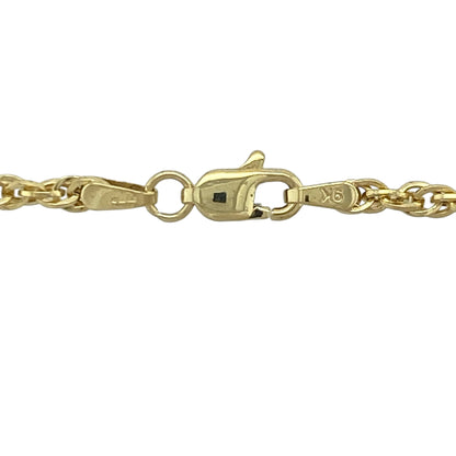 Add timeless sophistication and versatile style to your jewellery collection with this pre-owned 9ct yellow gold Prince of Wales chain, featuring an intricate woven design with elegant everyday appeal—perfect for wearing alone, pairing with a favourite pendant, or layering with other necklaces.

Design: The chain features the classic Prince of Wales link pattern measuring approximately 3mm wide, creating a beautifully woven appearance with exceptional texture and light-catching detail.