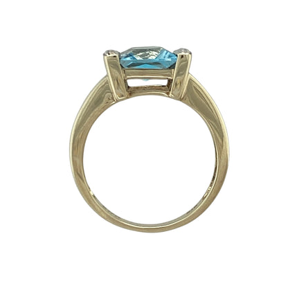 9ct Gold Diamond & Blue Topaz Ring