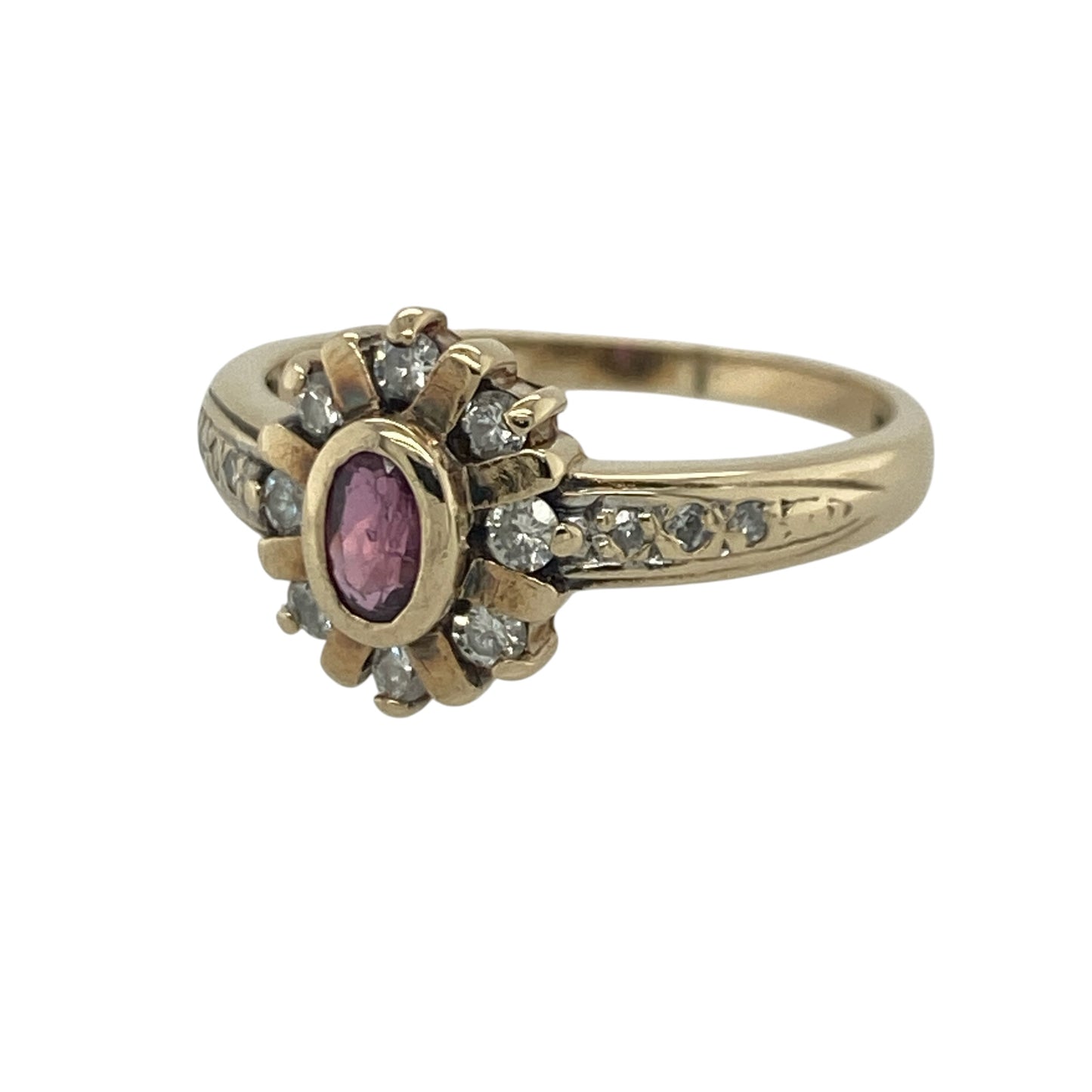 Add timeless elegance and rich colour to your jewellery collection with this pre-owned 9ct yellow gold diamond and ruby cluster ring, featuring a classic gemstone design with sophisticated everyday appeal—perfect for special occasions, gifting, or refined daily wear.

Design: The ring showcases a beautiful oval ruby measuring approximately 5mm by 3mm, surrounded by a cluster of sparkling diamonds that enhance the vibrant red colour of the centre stone.