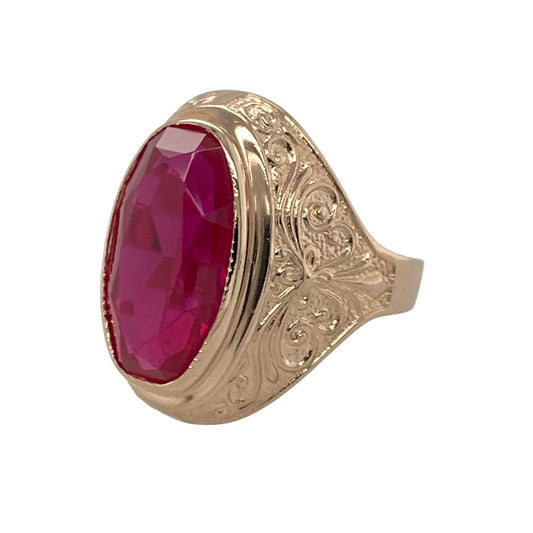 Add vintage-inspired elegance and distinctive colour to your jewellery collection with this pre-owned 14ct rose gold pink stone signet ring, featuring an eye-catching design with timeless statement appeal—perfect for gifting, special occasions, or sophisticated everyday wear.

Design: The ring showcases a striking oval pink stone measuring approximately 15mm by 8mm, creating a bold focal point with beautiful colour and presence.
