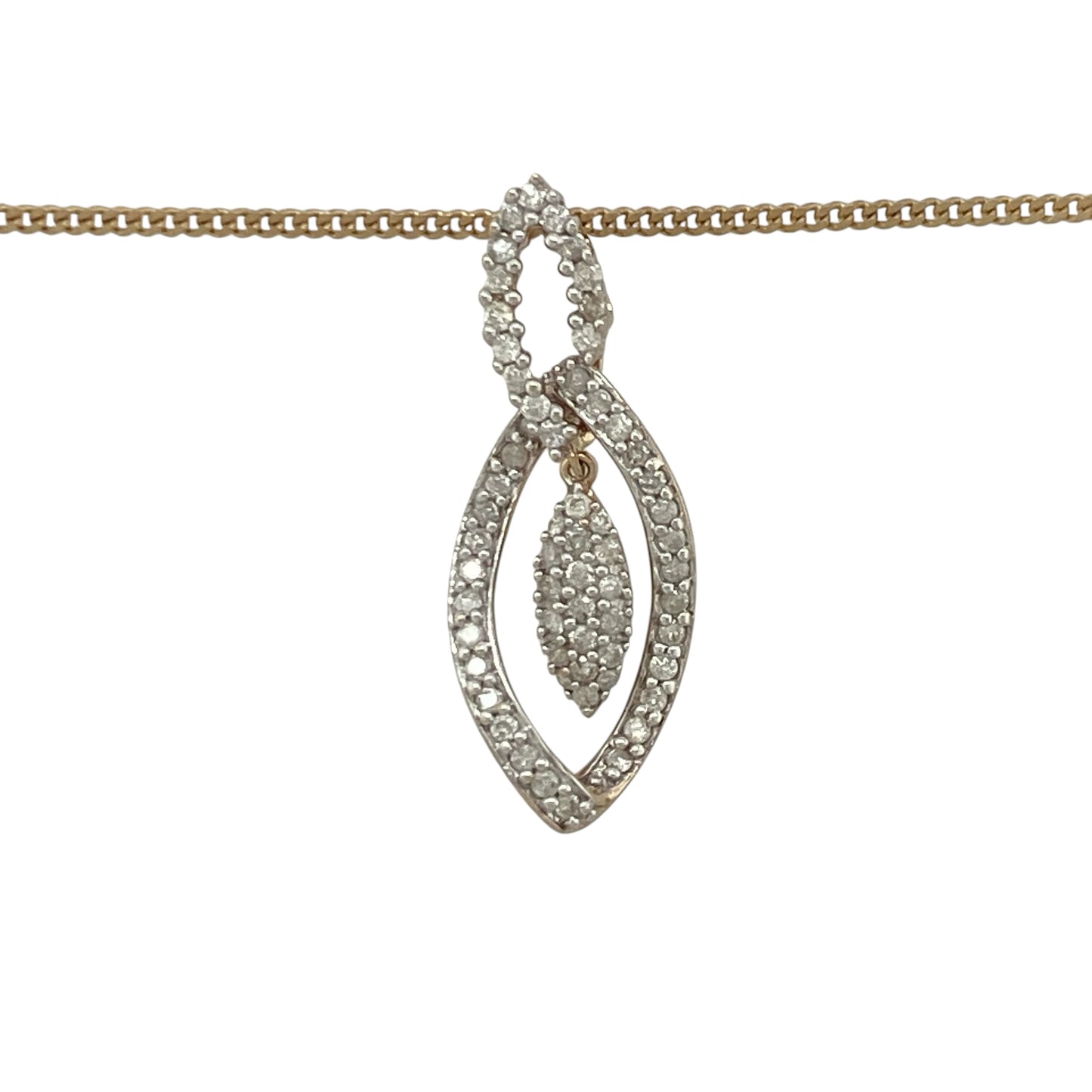 Add timeless sparkle and elegant sophistication to your jewellery collection with this pre-owned 9ct yellow gold diamond double loop cluster pendant necklace, featuring a graceful design with luxurious everyday appeal—perfect for special occasions, gifting, or refined daily wear.

Design: The necklace features a beautifully crafted double loop pendant measuring approximately 3cm in length.