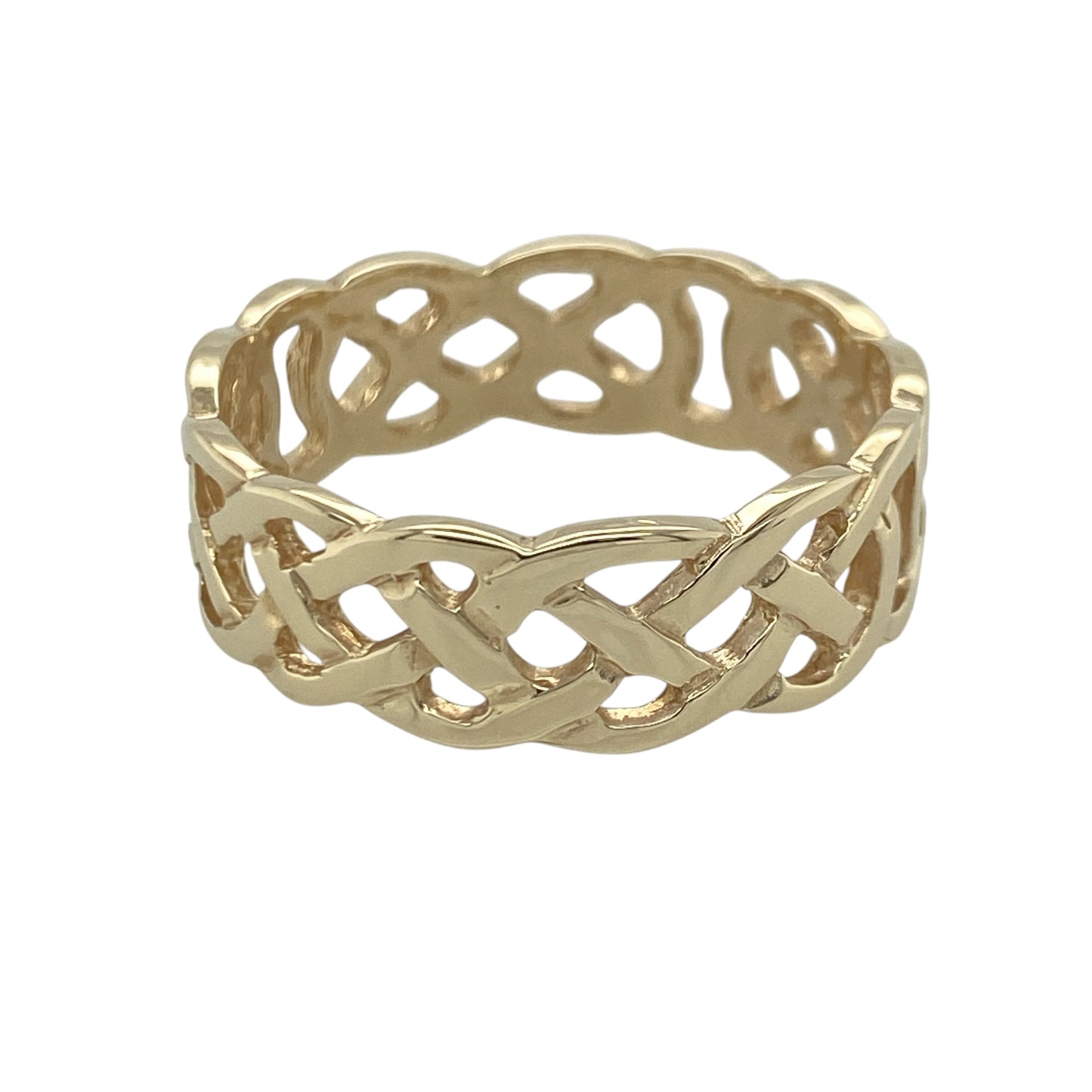 Add a touch of heritage-inspired style to your jewellery collection with this pre-owned 9ct yellow gold Celtic knot band ring, featuring an intricate symbolic design with timeless everyday appeal—perfect for gifting, celebrating Celtic heritage, or refined daily wear.

Design: The ring features a beautifully detailed Celtic knot pattern flowing around an impressive 8mm wide band, creating a bold and eye-catching appearance.