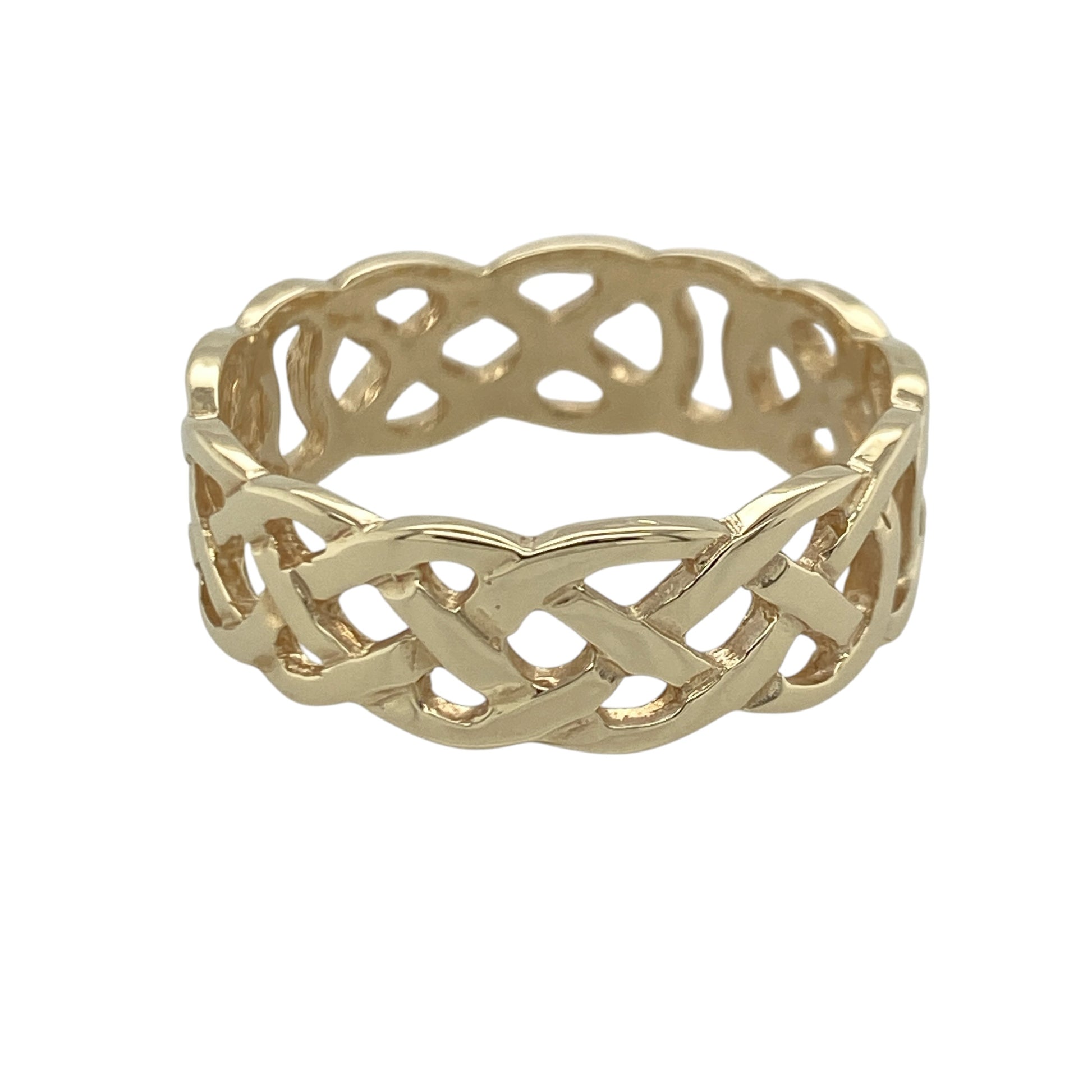 Add a touch of heritage-inspired style to your jewellery collection with this pre-owned 9ct yellow gold Celtic knot band ring, featuring an intricate symbolic design with timeless everyday appeal—perfect for gifting, celebrating Celtic heritage, or refined daily wear.

Design: The ring features a beautifully detailed Celtic knot pattern flowing around an impressive 8mm wide band, creating a bold and eye-catching appearance.