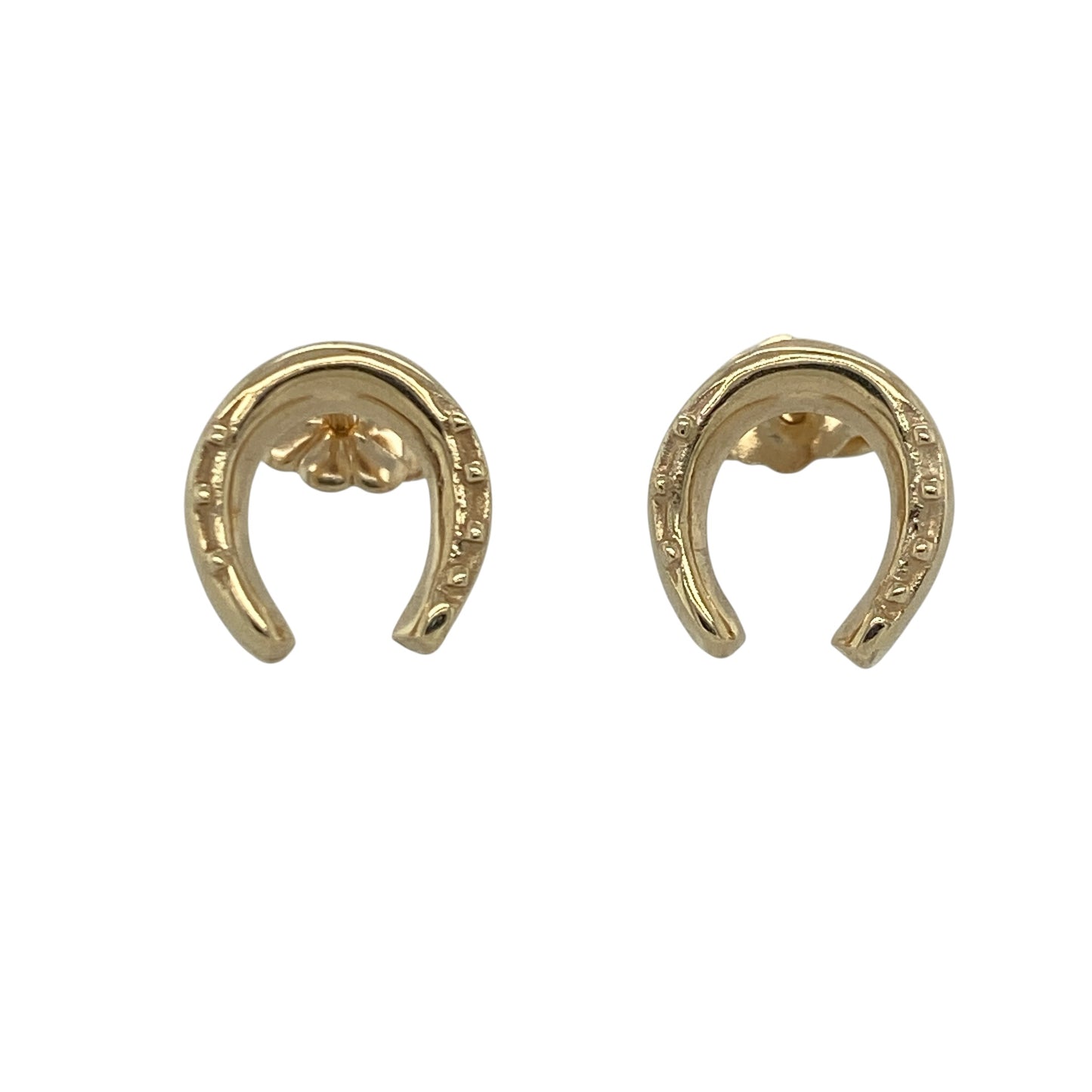 Add a touch of charm and timeless style to your jewellery collection with these pre-owned 9ct yellow gold horseshoe stud earrings, featuring a classic symbolic design with versatile everyday appeal—perfect for gifting, lucky keepsakes, or effortless daily wear.

Design: The earrings feature a beautifully crafted horseshoe motif, creating a simple yet eye-catching design that is both stylish and meaningful.