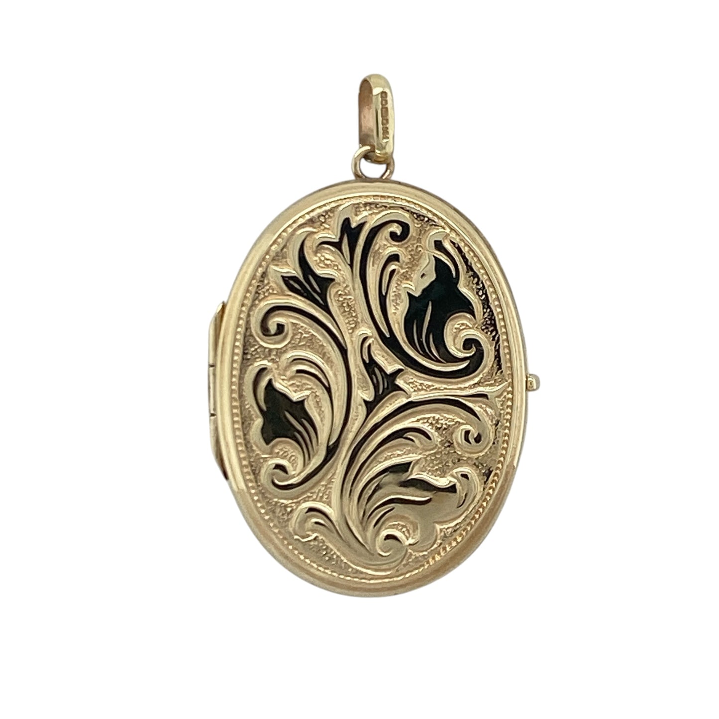 Add timeless sentiment and vintage-inspired elegance to your jewellery collection with this pre-owned 9ct yellow gold patterned oval locket, featuring a beautifully detailed design with enduring everyday appeal—perfect for gifting, keepsakes, or treasured personal wear.

Design: The locket features a classic oval shape enhanced with attractive patterned detailing to the front, creating a sophisticated and decorative appearance.