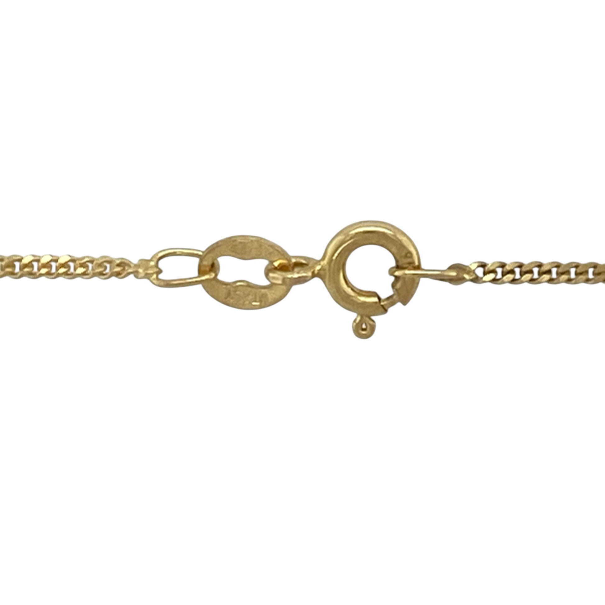 Add timeless simplicity and everyday versatility to your jewellery collection with this pre-owned 9ct yellow gold curb chain, featuring a classic design that is perfect for wearing alone, layering, or pairing with a favourite pendant.

Design: The chain features traditional curb links measuring approximately 1mm wide, creating a delicate and elegant appearance. The classic flat-link design offers subtle shine and timeless styling suitable for any occasion.