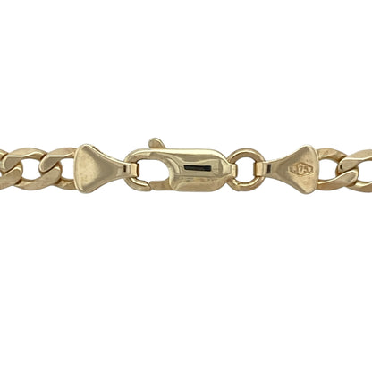 Add timeless style and substantial elegance to your jewellery collection with this pre-owned 9ct yellow gold curb chain necklace, featuring a classic design with versatile everyday appeal—perfect for wearing alone, layering, or pairing with a favourite pendant.

Design: The chain features traditional curb links measuring approximately 4mm wide, creating a sleek and well-balanced appearance. The flat, closely interlocking links reflect light beautifully, giving the chain a polished and sophisticated look.