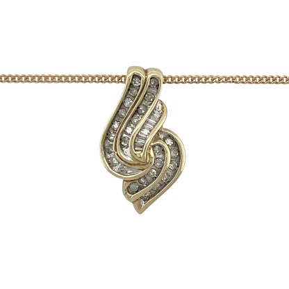 Add timeless sparkle and elegant movement to your jewellery collection with this pre-owned 9ct yellow gold diamond swirl pendant necklace, featuring a graceful design with sophisticated everyday appeal—perfect for special occasions, gifting, or refined daily wear.

Design: The necklace features a beautifully crafted swirl pendant measuring approximately 20mm high, creating a flowing and eye-catching focal point.