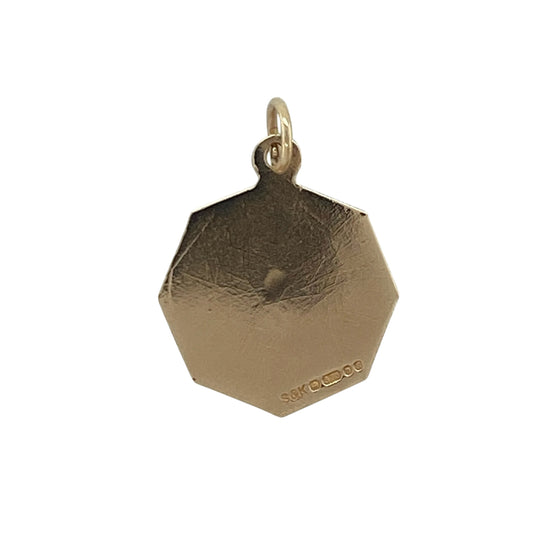 Add meaningful symbolism and timeless style to your jewellery collection with this pre-owned 9ct yellow gold octagon St Christopher pendant, featuring a distinctive design with enduring everyday appeal—perfect for gifting, travellers, or personal wear.

Design: The pendant showcases a traditional St Christopher motif within an elegant octagonal frame, offering a unique alternative to the classic round design.
