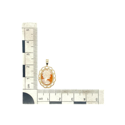 9ct Gold & Cameo Oval Pendant