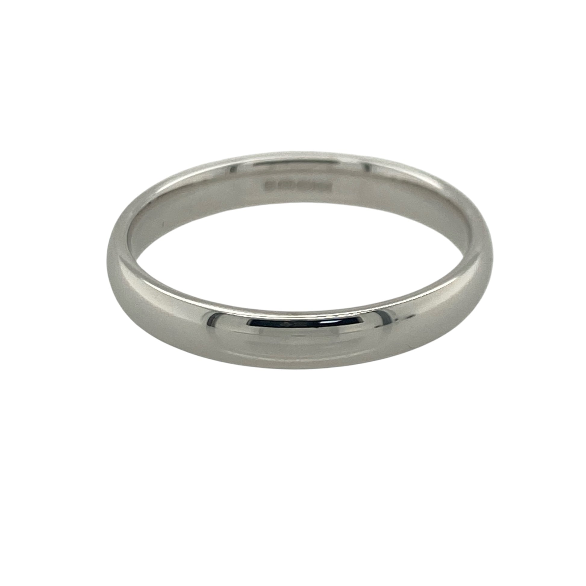 Celebrate timeless commitment with this pre-owned 18ct white gold wedding band ring, featuring a classic and elegant design with enduring everyday appeal—perfect as a wedding ring, anniversary band, or a sophisticated addition to any jewellery collection.

Design: The ring features a traditional polished wedding band profile measuring approximately 3mm wide, offering a refined and timeless appearance.