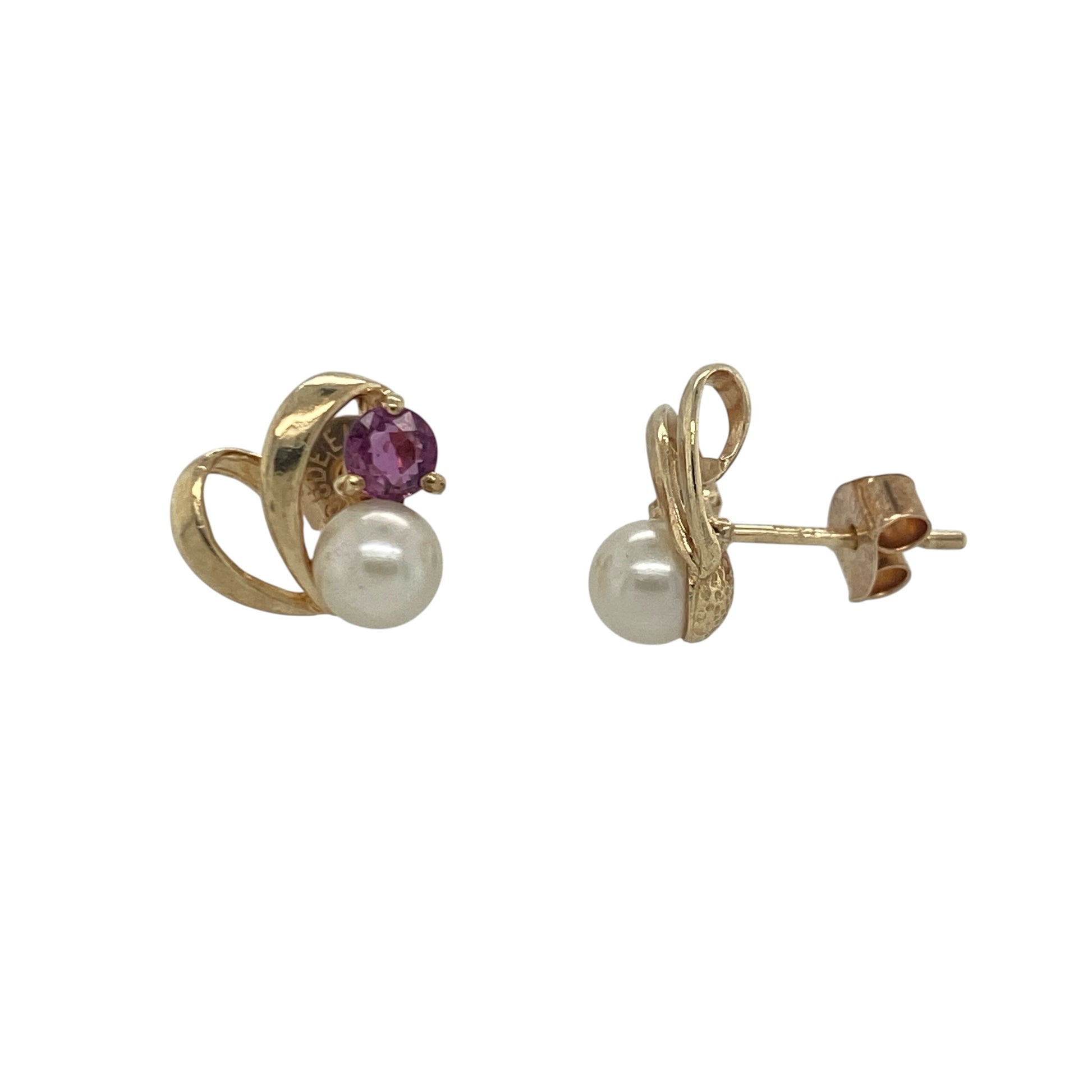 9ct Gold Ruby & Pearl Heart Stud Earrings