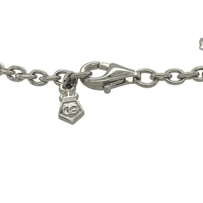 Celebrate nature-inspired beauty and Welsh heritage with this pre-owned Clogau Acorn and Leaf charm bracelet in sterling silver and 9ct rose gold. Featuring elegant acorn and leaf charms, this charming bracelet symbolises growth, strength, and new beginnings, making it a meaningful addition to any jewellery collection.

Design: The bracelet showcases beautifully detailed acorn and leaf charms, inspired by the enduring strength and beauty of nature.