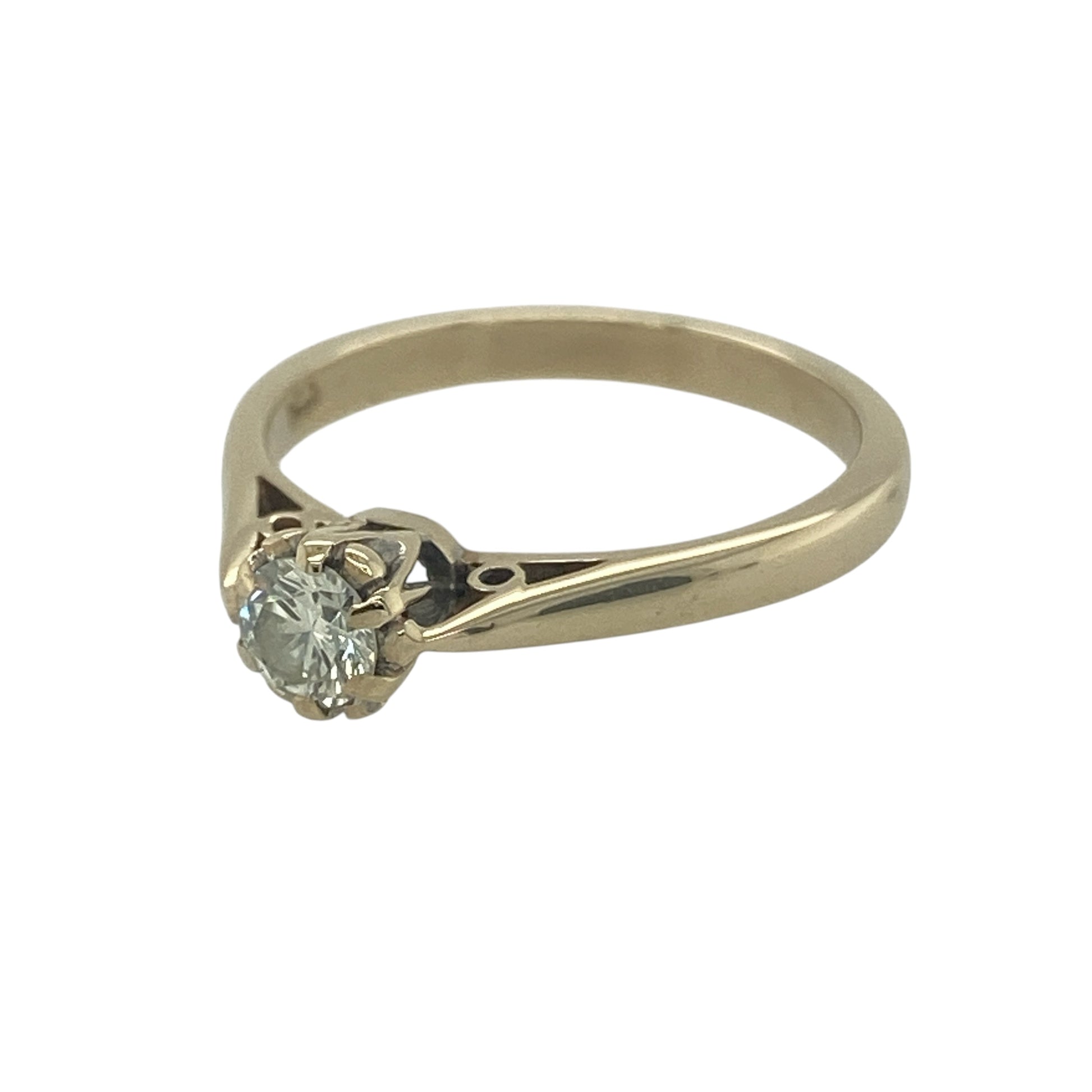 Celebrate timeless elegance and enduring beauty with this pre-owned 9ct yellow gold diamond solitaire ring. Featuring a sparkling brilliant-cut diamond in a classic solitaire setting, this elegant ring is a perfect choice for an engagement ring, special gift, or treasured addition to any fine jewellery collection.

Design: The ring showcases a single brilliant-cut diamond of approximately 0.25ct, beautifully presented to maximise its natural brilliance and fire.