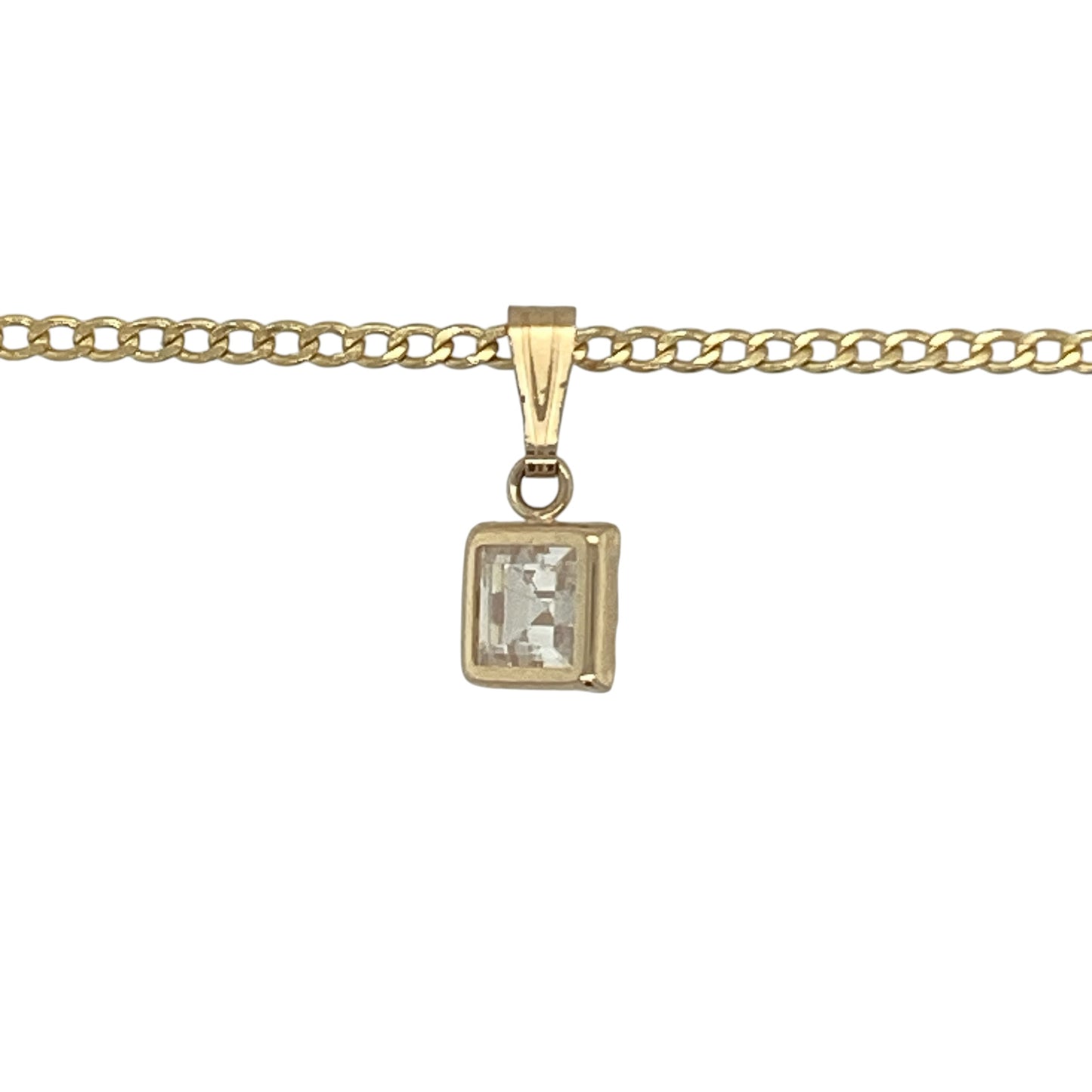 Add classic sparkle and timeless elegance to your jewellery collection with this pre-owned 9ct yellow gold cubic zirconia solitaire pendant necklace. Featuring a striking square-cut cubic zirconia in a simple solitaire design, this elegant necklace is perfect for everyday wear or adding a touch of glamour to any occasion.

Design: The pendant showcases a sparkling square-cut cubic zirconia measuring approximately 5mm by 5mm, beautifully presented in a classic solitaire setting.