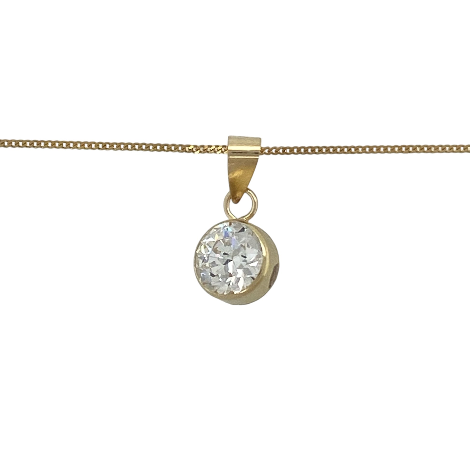 Add timeless sparkle and elegant simplicity to your jewellery collection with this pre-owned 9ct yellow gold cubic zirconia solitaire pendant necklace. Featuring a dazzling round cubic zirconia in a classic solitaire design, this versatile necklace is perfect for everyday wear, special occasions, or as a thoughtful gift.

Design: The pendant showcases a round brilliant-style cubic zirconia measuring approximately 7mm in diameter, designed to maximise light reflection and sparkle.