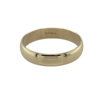 Celebrate timeless style and lasting commitment with this pre-owned 9ct yellow gold wedding band ring. Featuring a classic 4mm profile and polished yellow gold finish, this elegant ring offers enduring appeal and versatile everyday wear.

Design: The ring showcases a traditional wedding band design with a 4mm width, creating a balanced and comfortable profile that suits both modern and classic tastes. Its clean lines and understated appearance ensure timeless versatility.