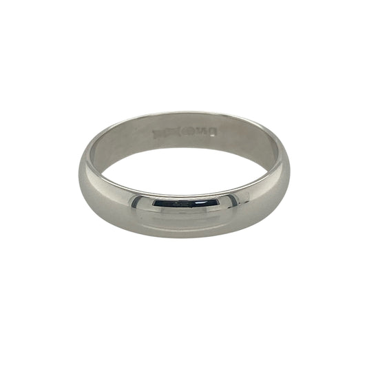 Celebrate timeless elegance and enduring commitment with this pre-owned 9ct white gold wedding band ring. Featuring a classic 4mm profile and sleek white gold finish, this versatile ring offers a contemporary take on a traditional design.

Design: The ring showcases a classic wedding band style with a 4mm width, creating a balanced and comfortable profile that is suitable for both everyday wear and special occasions. Its clean, polished finish gives it a refined and timeless appearance.