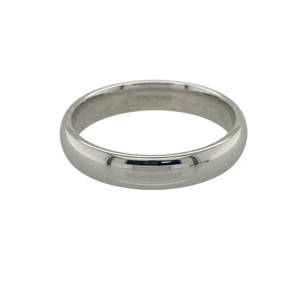 Celebrate timeless commitment and contemporary elegance with this pre-owned 9ct white gold wedding band ring. Featuring a classic 4mm profile and a substantial weight, this beautifully crafted ring offers enduring style and everyday comfort.

Design: The ring showcases a traditional wedding band design with a 4mm width, creating a balanced and versatile profile that suits both modern and classic tastes. Its polished finish provides a clean and sophisticated look that will never go out of fashion.