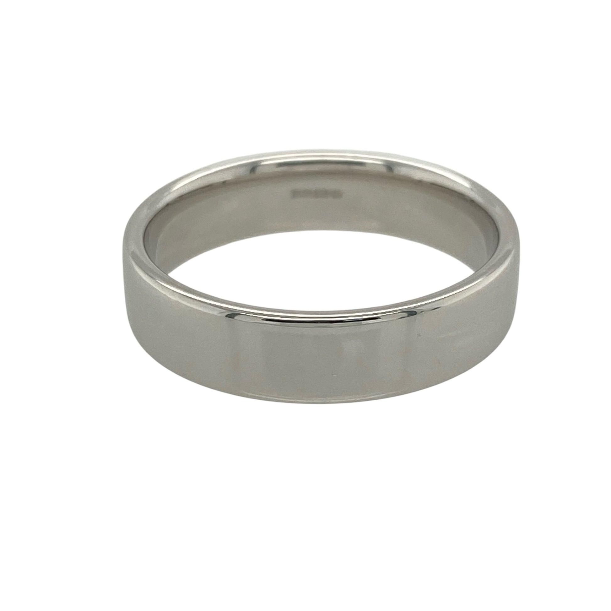 Celebrate lasting commitment with this pre-owned 18ct white gold flat wedding band ring. Featuring a contemporary flat profile, generous 5mm width, and substantial gold weight, this elegant ring offers a modern take on a timeless classic.

Design: The ring showcases a sleek flat wedding band design with a 5mm width, creating a clean and sophisticated appearance. The contemporary profile offers a stylish alternative to traditional rounded bands while maintaining a timeless and versatile look.