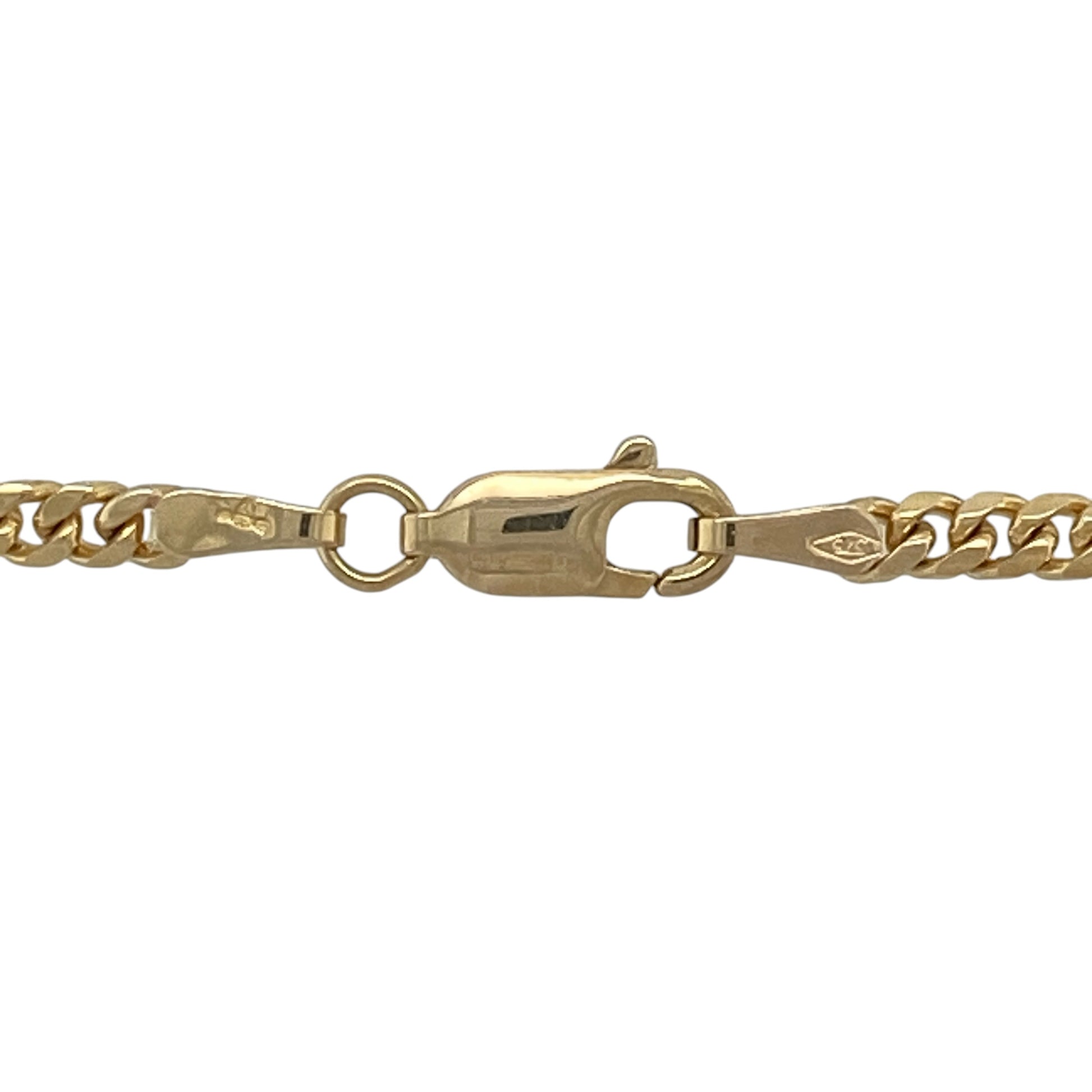 Add a timeless classic to your jewellery collection with this pre-owned 9ct yellow gold curb chain necklace. Featuring a versatile 20-inch length and substantial gold weight, this elegant chain is perfect for wearing alone or paired with a favourite pendant.

Design: The necklace showcases the ever-popular curb link design, featuring uniform interlocking links that create a smooth, stylish appearance. Its classic profile offers enduring appeal and suits both casual and formal wear.