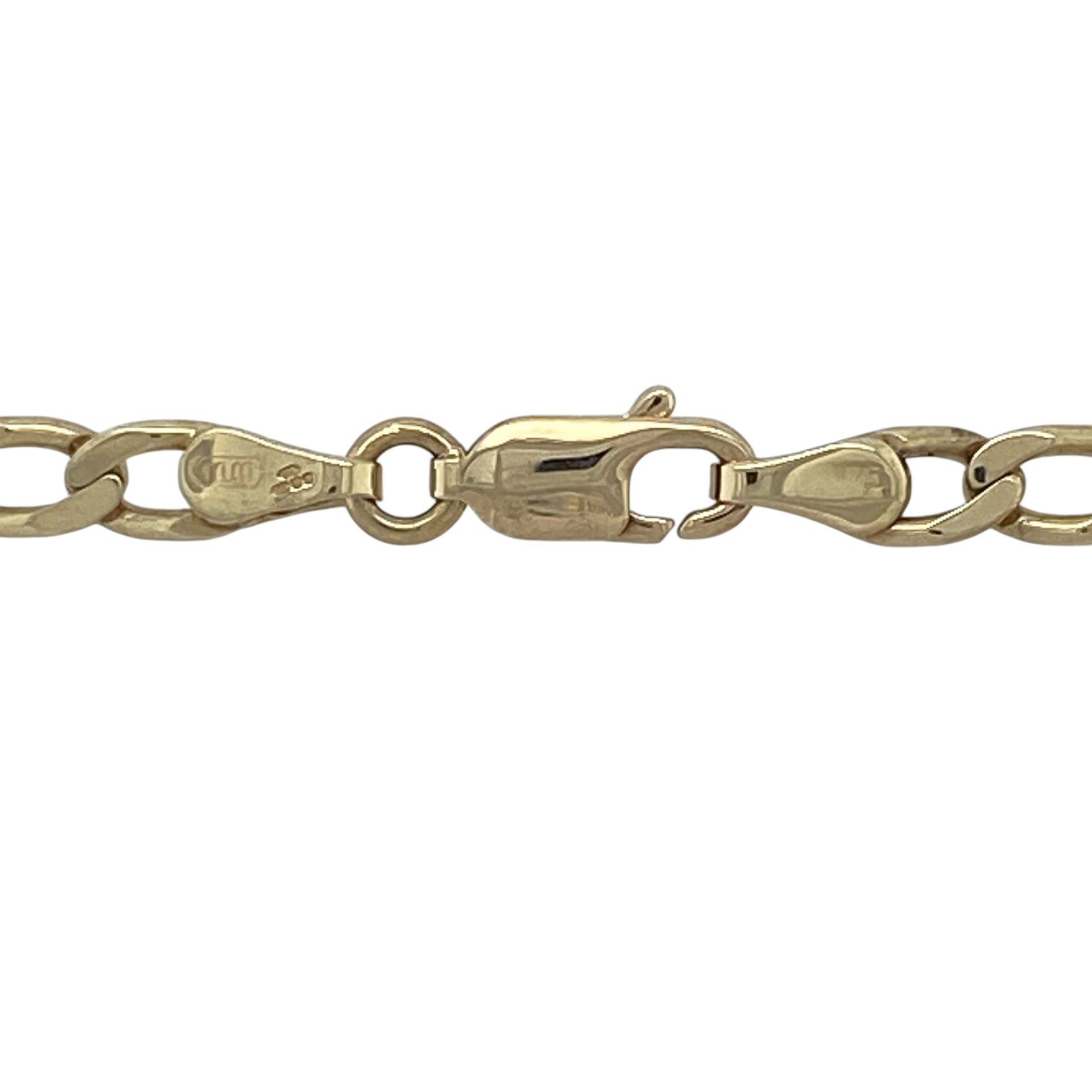Add a timeless classic to your jewellery collection with this pre-owned 9ct yellow gold curb chain necklace. Featuring a versatile 20-inch length, substantial gold weight, and traditional curb link design, this stylish chain is perfect for everyday wear or pairing with a favourite pendant.

Design: The necklace showcases the ever-popular curb link pattern, with smoothly interlocking links that create a sleek and polished appearance. Its classic styling ensures lasting appeal and versatility.