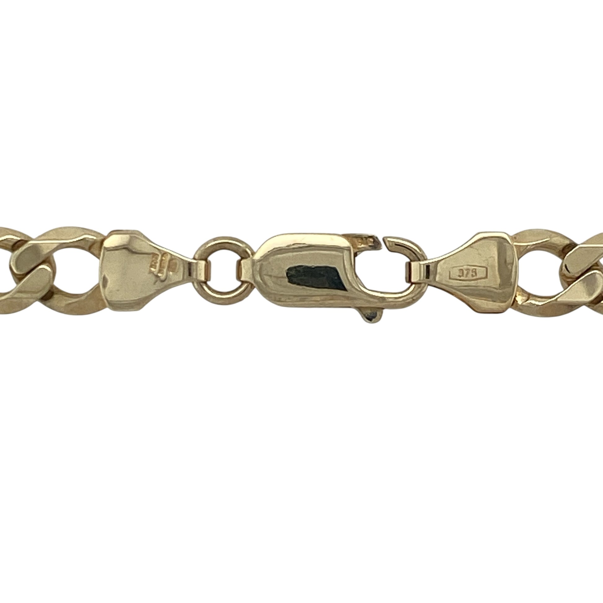 Make a bold statement with this pre-owned 9ct yellow gold Figaro chain necklace. Featuring a substantial 24-inch length, impressive gold weight, and the distinctive Figaro link pattern, this striking chain combines classic Italian-inspired styling with exceptional presence.

Design: The necklace showcases the iconic Figaro link design, characterised by a repeating pattern of elongated links interspersed with shorter round links.
