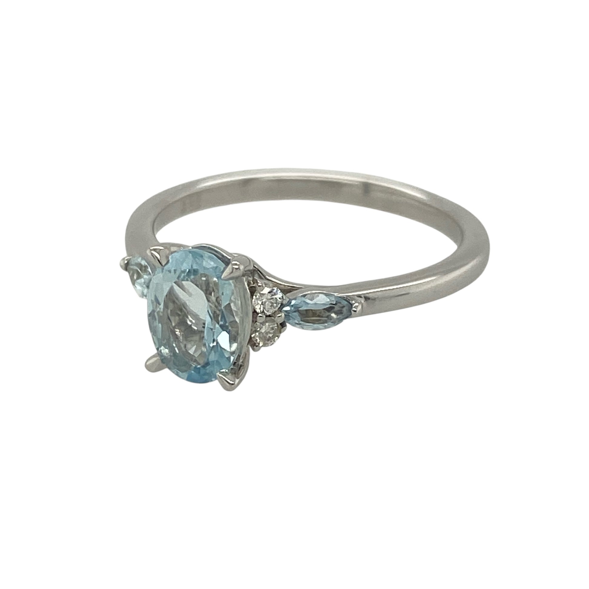 Add a touch of elegance and refreshing colour to your jewellery collection with this pre-owned 9ct white gold diamond and aquamarine ring. Featuring a beautiful oval aquamarine gemstone complemented by sparkling diamond accents, this timeless ring offers sophistication and understated luxury.

Design: The ring showcases a stunning oval aquamarine centre stone measuring approximately 7mm by 5mm.