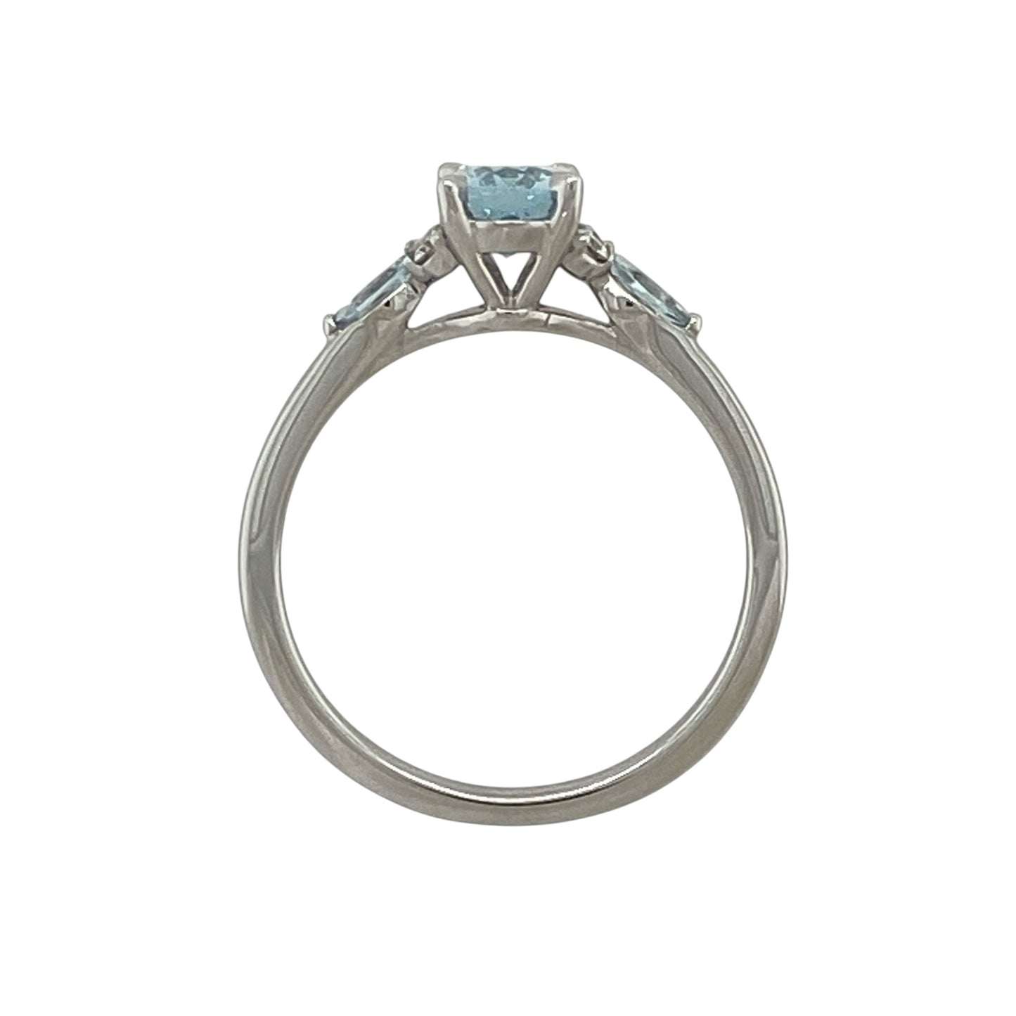 9ct White Gold Diamond & Aquamarine Ring