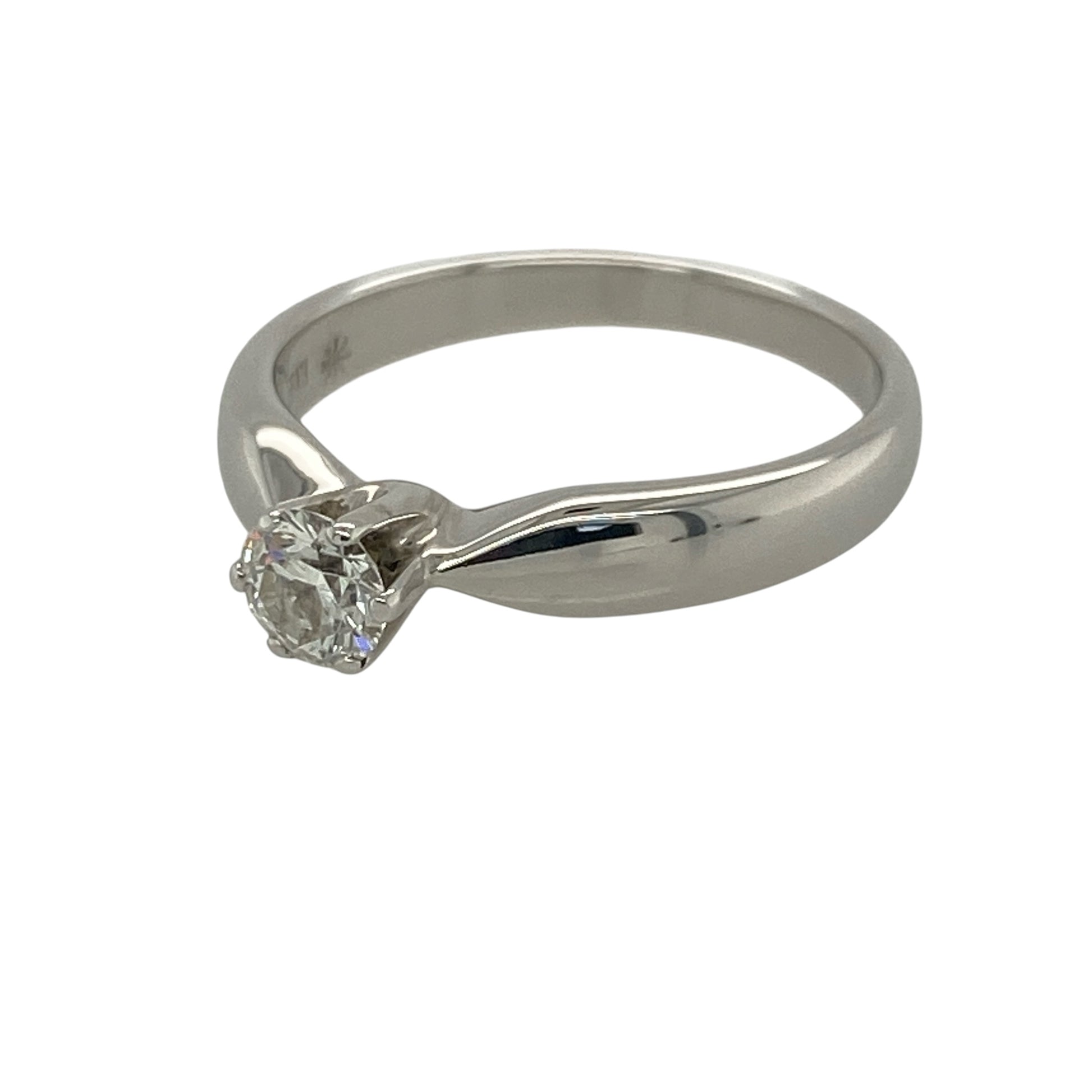 Embrace timeless elegance with this pre-owned 18ct white gold diamond solitaire ring. Featuring a sparkling brilliant-cut diamond set in luxurious white gold, this classic design showcases enduring sophistication and understated beauty.

Design: The ring centres around a single brilliant-cut diamond, expertly presented to maximise its natural sparkle and fire. The clean, elegant solitaire setting allows the diamond to take centre stage, creating a look that will never go out of style.