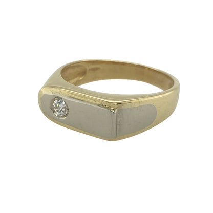 Make a bold statement with this pre-owned 18ct yellow and white gold cubic zirconia signet ring. Combining substantial weight, luxurious two-tone gold craftsmanship, and sparkling cubic zirconia detailing, this impressive ring offers timeless style with a contemporary touch.

Design: The ring features a classic signet design with a sleek front measuring approximately 7mm in width.
