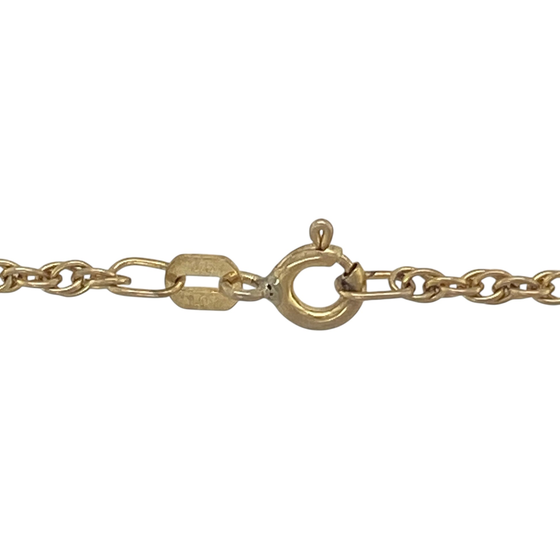 Elegant and distinctive, this pre-owned 9ct yellow gold Prince of Wales chain is a timeless jewellery classic. Renowned for its intricate woven design and luxurious appearance, this chain is perfect for wearing alone or paired with a favourite pendant.

Design: The chain features the traditional Prince of Wales link pattern, created from finely woven and interlocking links that form a beautifully textured and flexible chain.