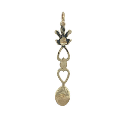 Celebrate Welsh heritage and tradition with this charming pre-owned 9ct yellow gold Welsh Three Feathers heart lovespoon pendant. Beautifully combining two iconic Welsh symbols, this meaningful piece is a wonderful expression of love, loyalty, and national pride.

Design: The pendant features a traditional Welsh lovespoon design incorporating a heart motif and the famous Welsh Three Feathers emblem.
