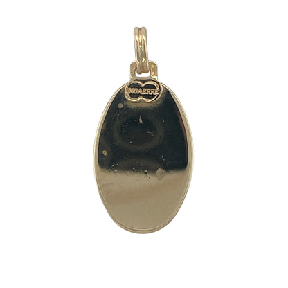 A timeless symbol of faith and protection, this pre-owned 9ct yellow gold oval St Christopher pendant is a meaningful piece of jewellery with enduring appeal. Beautifully crafted in warm yellow gold, it is ideal for everyday wear or as a thoughtful gift for someone embarking on a new journey.

Design: The pendant features the classic oval St Christopher design, depicting the patron saint of travellers. Its traditional styling and polished finish make it a timeless piece suitable for all ages.