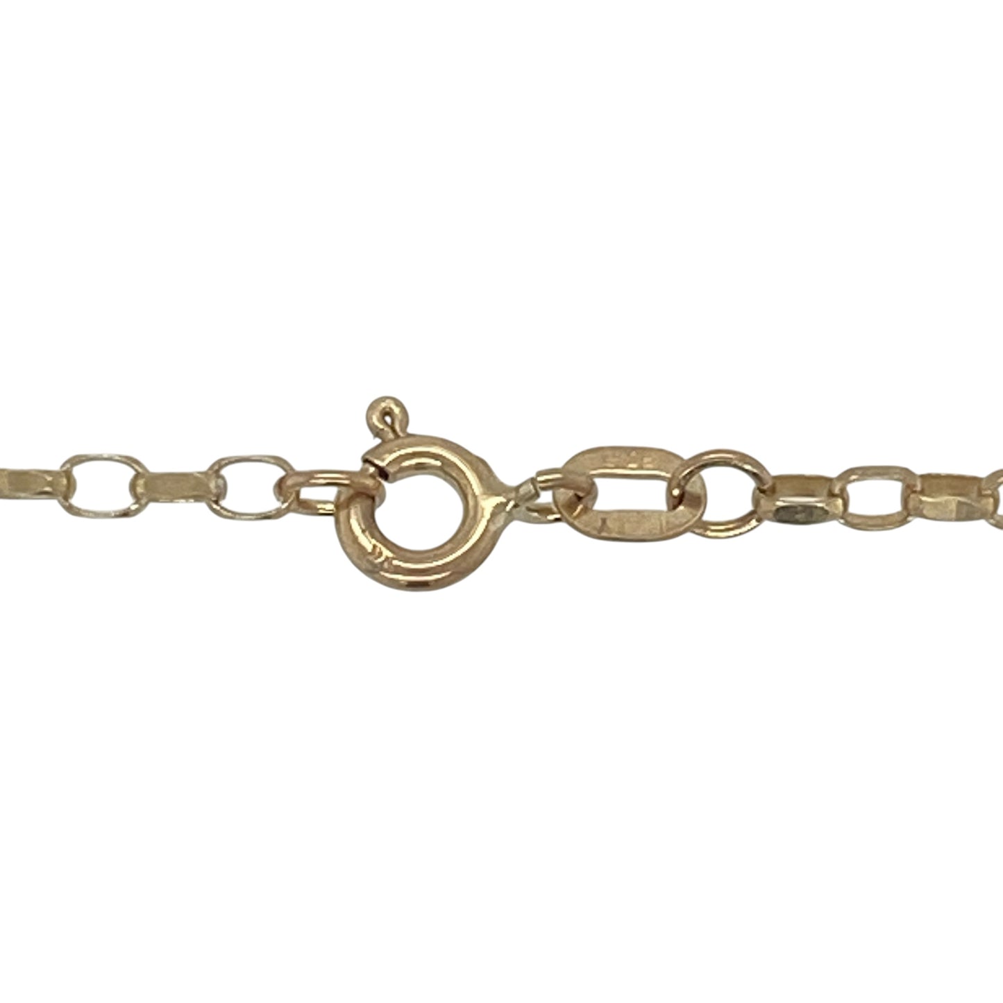 Elegant, versatile, and timeless, this pre-owned 9ct yellow gold belcher chain is a classic jewellery essential. Featuring traditional rounded links and a refined profile, it is perfect for everyday wear, whether worn alone or paired with a favourite pendant.

Design: The chain features the classic belcher link pattern, formed from evenly sized rounded links that create a smooth, balanced, and timeless appearance. Its understated design makes it suitable for both casual and formal occasions.