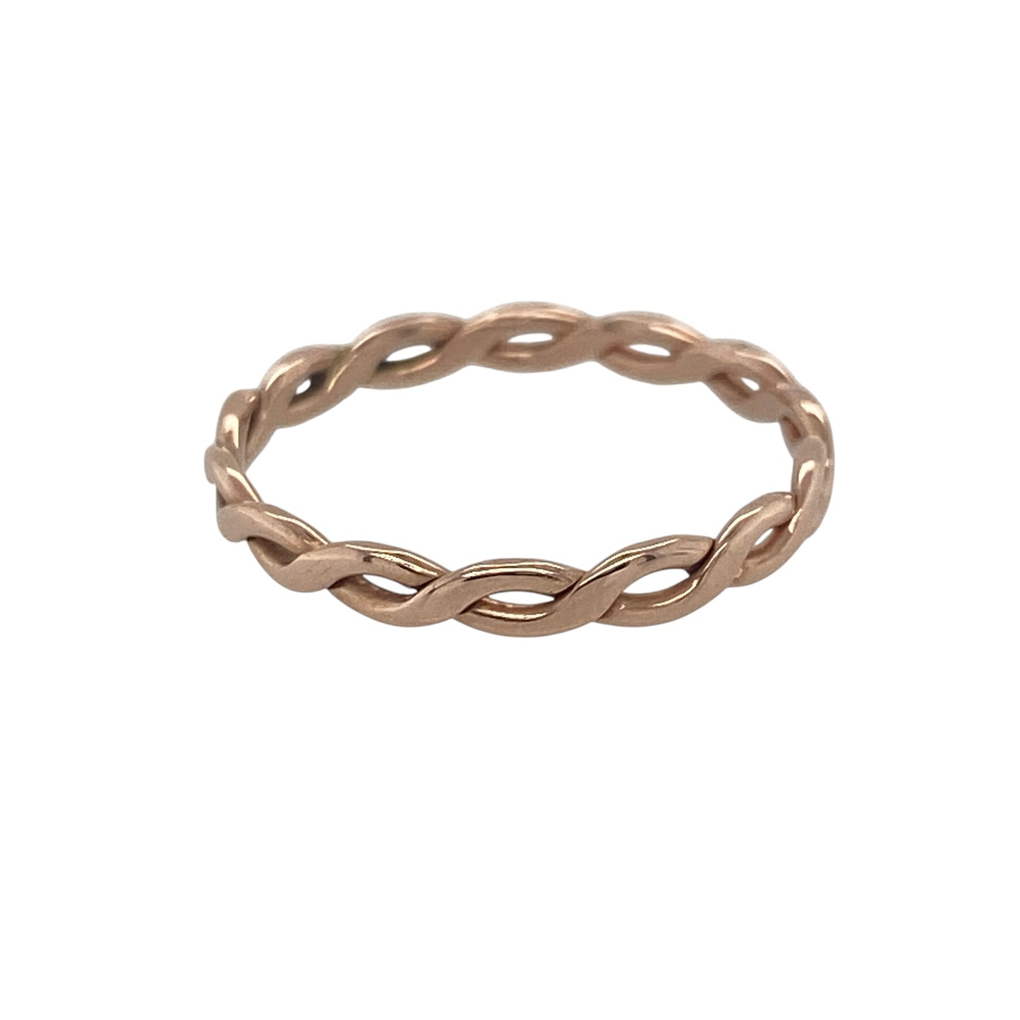 Elegant in its simplicity, this pre-owned 9ct rose Welsh gold open twisted band ring offers a contemporary interpretation of a classic design. Crafted in beautiful rose Welsh gold, its delicate twisted detail creates a timeless piece that is perfect for everyday wear, stacking, or as a meaningful gift.

Design: The ring features a graceful open twisted band design, with gently intertwined strands creating an elegant and flowing appearance. Its minimalist styling gives the ring a modern yet timeless appeal.