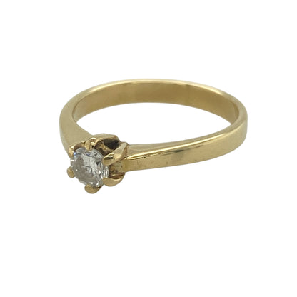 Classic, elegant, and forever timeless, this pre-owned 18ct yellow gold diamond solitaire ring beautifully showcases the enduring appeal of a single brilliant cut diamond. Crafted in luxurious 18-carat gold, it is a sophisticated piece that makes a perfect engagement ring, anniversary gift, or cherished everyday treasure.

Design: The ring features the iconic solitaire design, allowing the centre diamond to take centre stage.