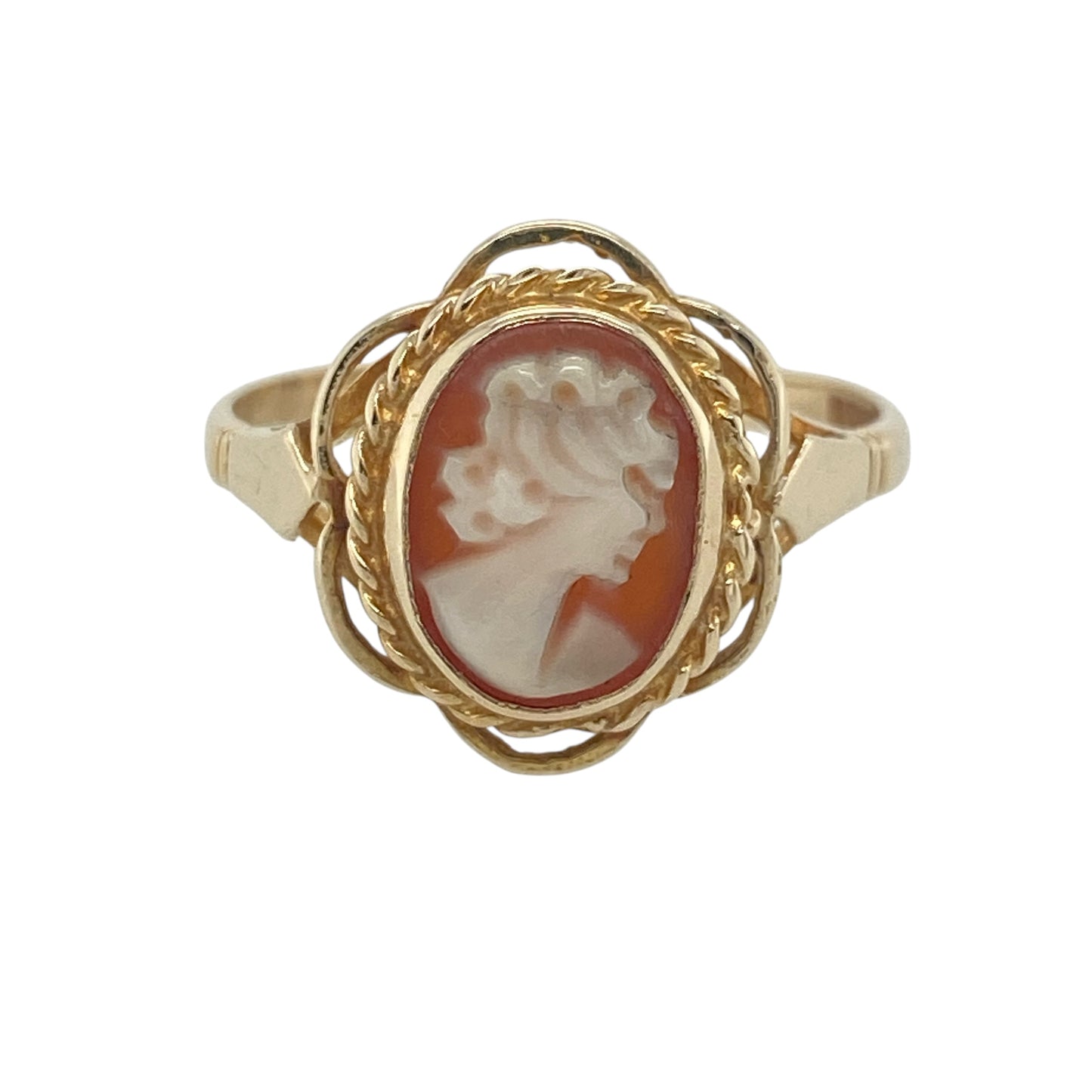 9ct Gold & Cameo Oval Ring