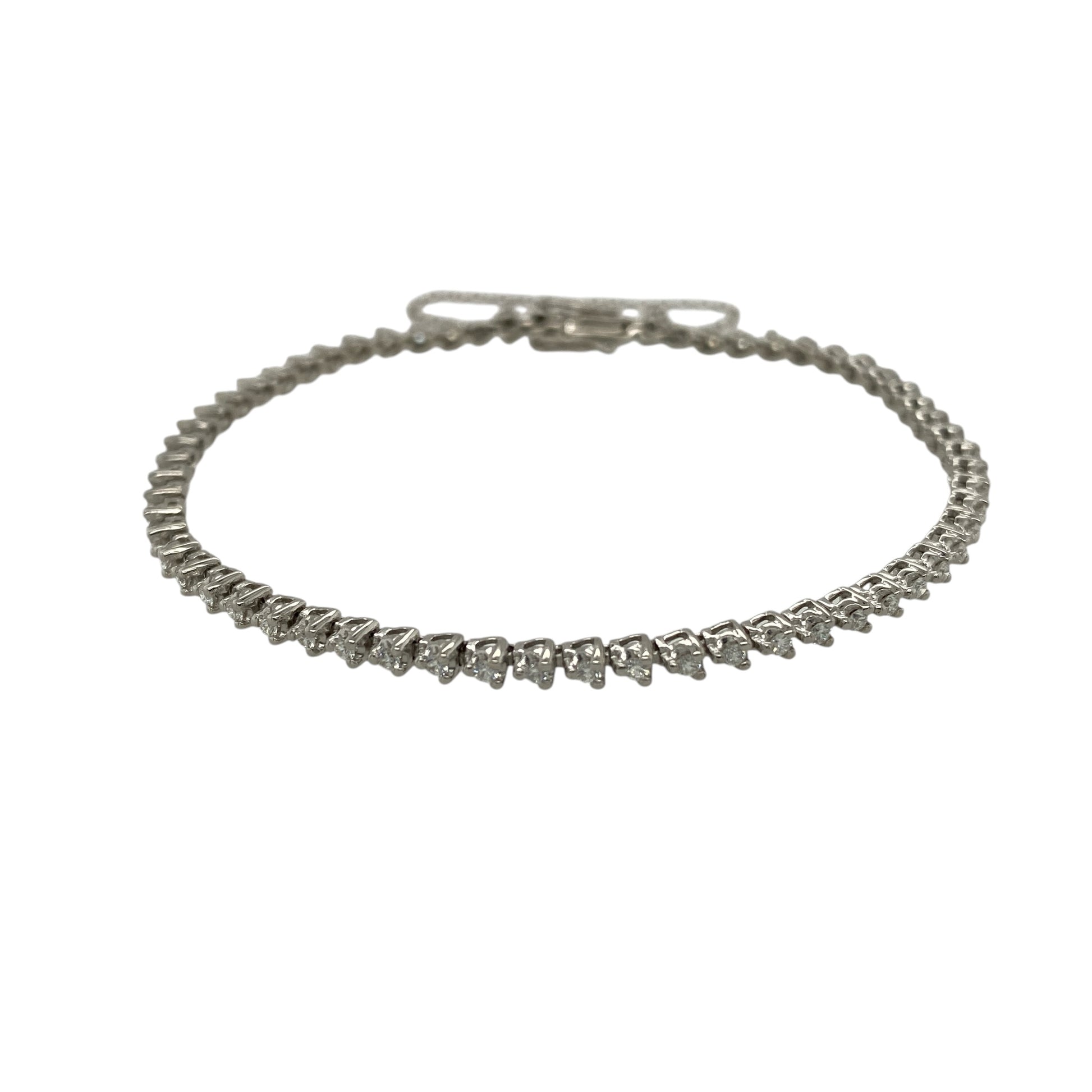 18ct White Gold & Diamond 7.25" Tennis Bracelet