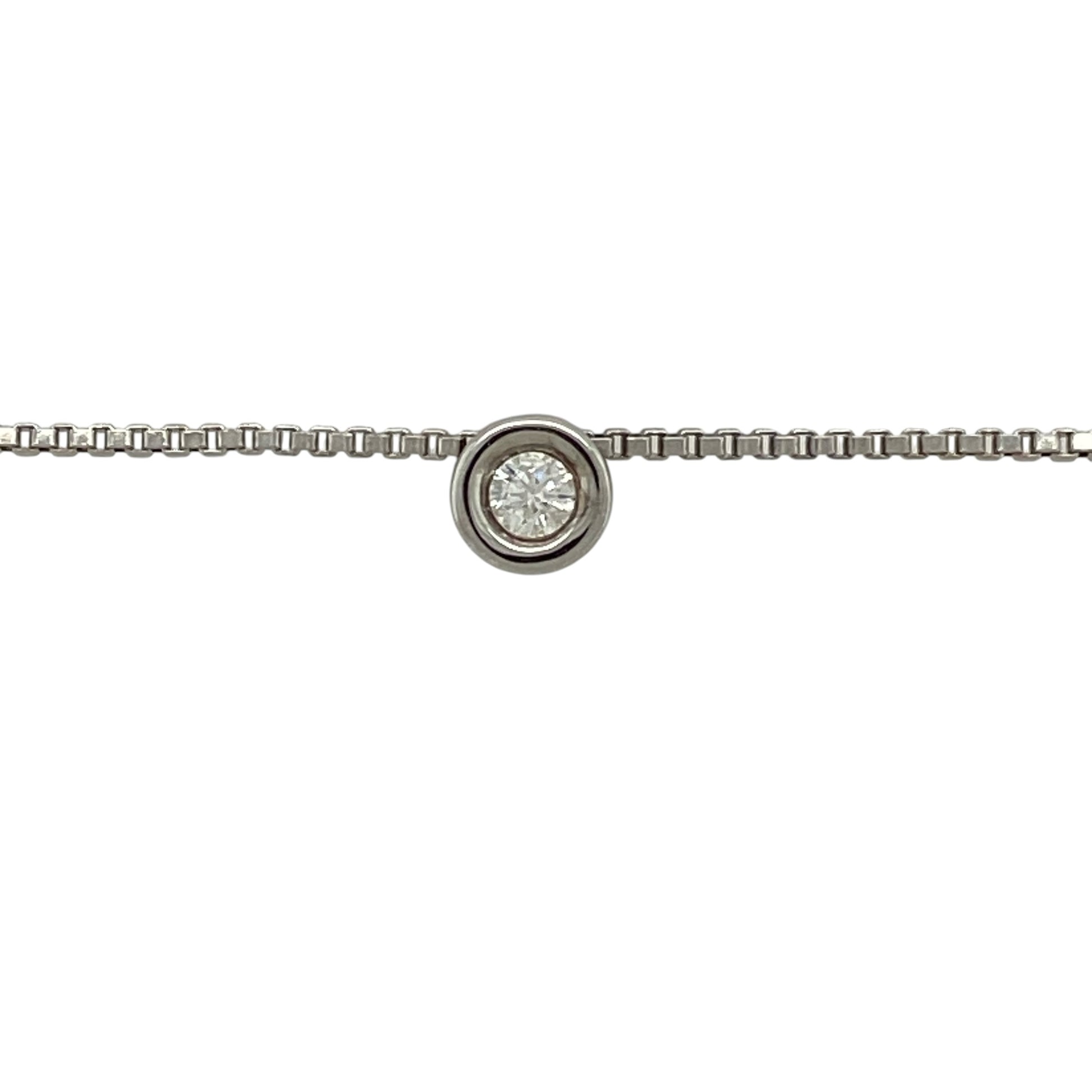 Add timeless sparkle to your jewellery collection with this pre-owned 9ct white gold diamond solitaire pendant necklace, featuring a brilliant-cut diamond suspended from a classic 16-inch box chain—perfect for everyday elegance or special occasions.

Design: The necklace features a classic round solitaire pendant measuring approximately 6mm in diameter, showcasing a brilliant-cut diamond of approximately 0.14ct.