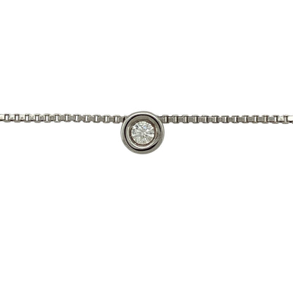 Add timeless sparkle to your jewellery collection with this pre-owned 9ct white gold diamond solitaire pendant necklace, featuring a brilliant-cut diamond suspended from a classic 16-inch box chain—perfect for everyday elegance or special occasions.

Design: The necklace features a classic round solitaire pendant measuring approximately 6mm in diameter, showcasing a brilliant-cut diamond of approximately 0.14ct.