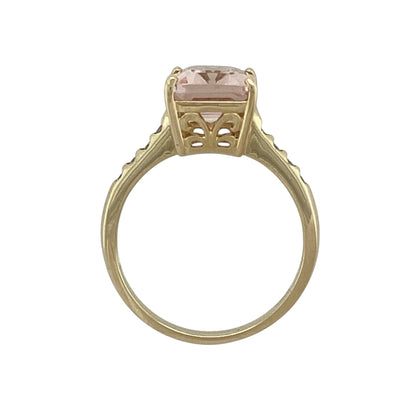 9ct Gold Diamond & Morganite Ring