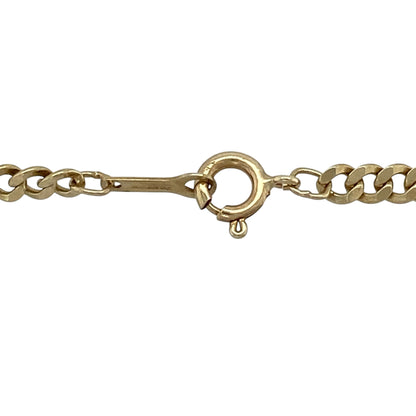 Complete your jewellery collection with this pre-owned 9ct yellow gold 20-inch curb chain, featuring classic 3mm curb links that combine timeless style with everyday versatility.

Design: This necklace features the ever-popular curb link design, with smoothly interlocking links that create a sleek and elegant profile. Measuring approximately 3mm wide, it offers a refined appearance that is ideal for wearing on its own or paired with a favourite pendant.