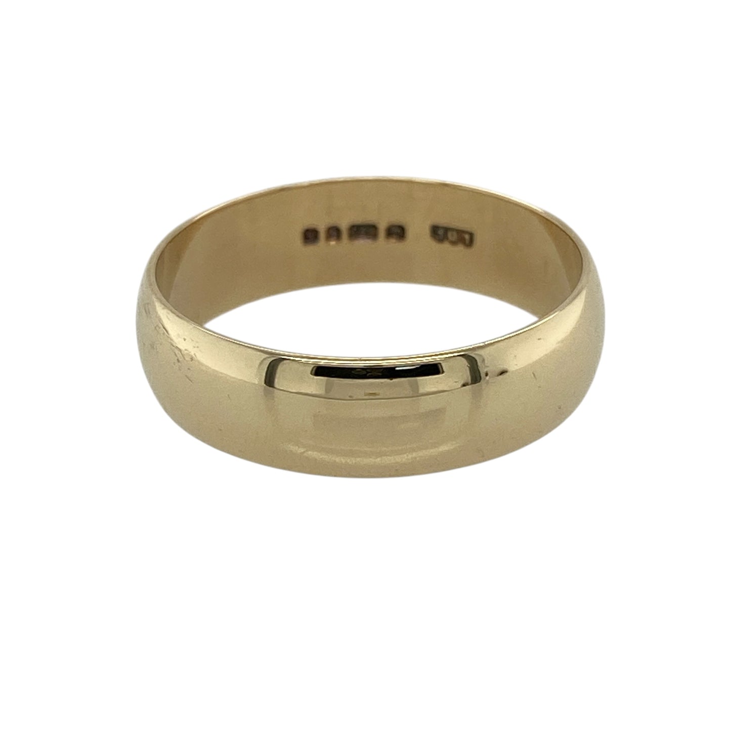 Celebrate timeless simplicity with this pre-owned 9ct yellow gold wedding band ring, featuring a classic 5mm polished profile that offers enduring style and everyday comfort.

Design: The ring features a traditional plain wedding band with a smooth, polished finish and a generous 5mm width. Its clean, understated design makes it a timeless choice, whether worn as a wedding ring, commitment band or everyday piece of jewellery.